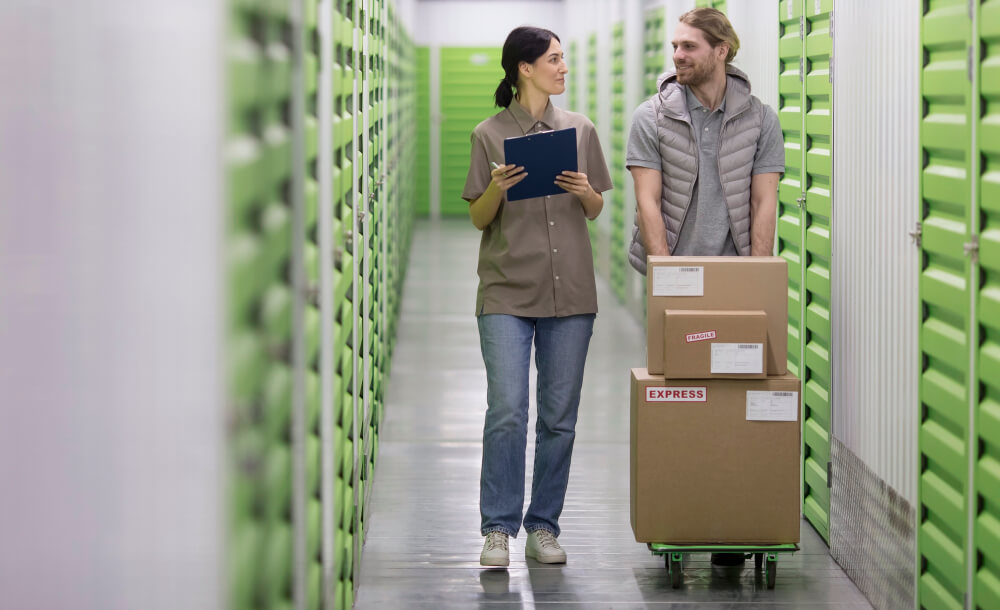Choosing Warehouse Location: Key Factors & Cost Insights
